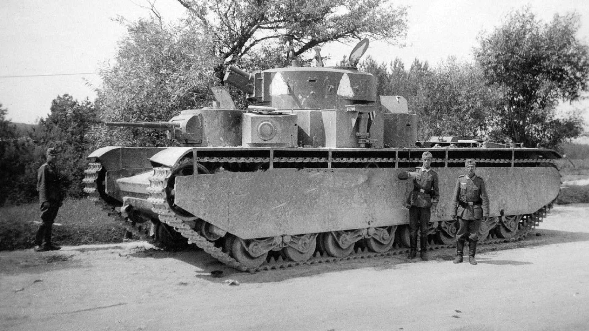 Photo of Russian T-35 Heavy Tank