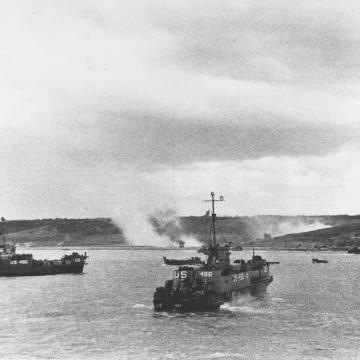 LCI's approach Omaha beach